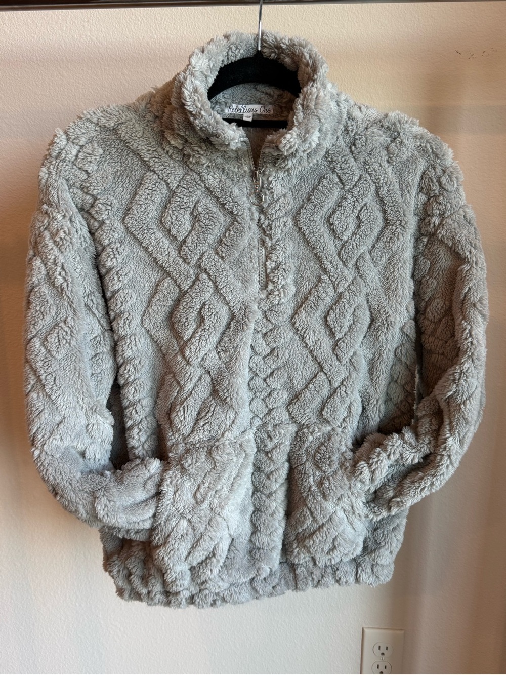 Rebellious One Plush Sherpa Zip-Front Pullover - Light Gray